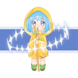 1girl bead_necklace beads blonde_hair blue_background blue_eyes blue_hair boots cane cross cross_necklace deformed full_body green_boots highres holding holding_cane hood hood_up jewelry jubilee_2025 long_sleeves looking_at_viewer luce_(jubilee_2025) magic_circle multicolored_hair naaaatrium necklace raincoat rubber_boots short_hair simple_background solo sparkle streaked_hair symbol-shaped_pupils two-tone_background white_background wide_sleeves yellow_raincoat