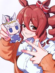 1girl absurdres aruke_(gter7727) breasts brown_eyes brown_hair commentary drill_hair hair_between_eyes highres holding holding_stuffed_toy horse_girl looking_at_viewer norn_ace_(umamusume) oguri_cap_(umamusume) orange_sweater pink_nails shirt side_drill smile solo stuffed_toy sweater umamusume umamusume:_cinderella_gray upper_body v white_background white_shirt