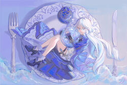 Rule 34 | 1girl, absurdres, bare legs, blue eyes, blue jacket, blue shoes, furina (genshin impact), genshin impact, giant fork, gloves, hat, heterochromia, highres, hugging object, jacket, kitchen knife, long hair, long sleeves, lying, nekono0034, on side, pale skin, plate, shoes, shorts, simple background, socks, top hat, translation request, very long hair, water, waves, white gloves, white hair, white shorts, white socks