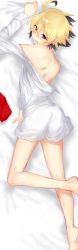1boy ahoge bad_id bad_twitter_id barefoot bed_sheet black_hair blonde_hair blush dakimakura_(medium) highres kido_hyde male_focus multicolored_hair naked_shirt off_shoulder red_eyes sheet_grab shirt short_hair solo two-tone_hair under_night_in-birth yusano