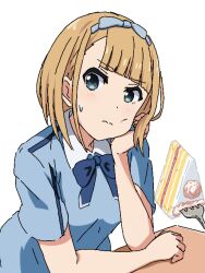 1girl 22/7 arm_on_table blonde_hair blue_bow blue_bowtie blue_dress blue_hairband boku_wa_sonzai_shiteinakatta bow bow_hairband bowtie cake closed_mouth dress food fork green_eyes hair_bow hairband hand_on_own_cheek hand_on_own_face igashiko looking_to_the_side oekaki saito_nicole short_hair short_sleeves simple_background sweatdrop upper_body white_background