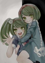 2girls age_comparison age_difference alternate_costume alternate_hairstyle bear_hair_ornament black_background black_dress black_shirt blush bow child closed_mouth collared_dress collared_shirt cosplay danganronpa_(series) danganronpa_another_episode:_ultra_despair_girls dress enoshima_junko enoshima_junko_(cosplay) green_eyes green_hair hair_ornament hairband headband legs long_sleeves looking_at_viewer multicolored_background multiple_girls nose onee-loli open_mouth palms red_bow red_hairband red_headband red_headwear red_ribbon ribbon selfcest shirt short_sleeves simple_background sitting sitting_on_person skeleton_print smile towa_monaca waving white_background yuri