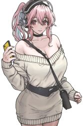 Rule 34 | 1girl, bag, belt, black belt, black choker, blue streaks, blush, breasts, brown sweater, cellphone, choker, cleavage, closed mouth, collarbone, cowboy shot, double-parted bangs, hair between eyes, handbag, hashtag-only commentary, headphones, highres, holding, holding phone, imaninjaguy, large breasts, looking at viewer, nitroplus, off-shoulder sweater, off shoulder, phone, pink eyes, pink hair, ponytail, simple background, sleeves past wrists, smartphone, smile, solo, super sonico, sweater, white background