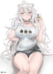 1girl ahoge animal_ears arm_behind_back black_choker black_shorts blush breasts cellphone choker closed_mouth grey_eyes highres holding holding_phone hololive large_breasts lion_ears lion_girl lion_tail long_hair official_alternate_costume phone seta_xu_hong shishiro_botan shishiro_botan_(casual) shorts smartphone smile solo tail very_long_hair virtual_youtuber white_hair