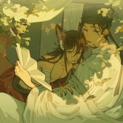 2boys animal_ears bandaged_arm bandaged_neck bandages bare_pectorals black_eyes black_hair black_hat brown_hair chinese_clothes chinese_commentary clothes_down curtains dao_gui_yi_xian dappled_sunlight folding_fan fox_boy fox_ears fox_tail hair_between_eyes hair_down hand_fan hand_on_another&#039;s_arm hanfu hat hat_ribbon highres holding holding_fan jin_(headwear) kemonomimi_mode leaf li_huowang long_hair looking_at_viewer male_focus messy_hair multiple_boys open_clothes open_mouth open_robe paper_fan pectorals red_robe ribbon robe shade sunlight sweatdrop tail topless_male updo white_robe yaoi yuexuaier zhouzi_jin_(headwear) zhuge_yuan
