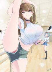&gt;_&lt; 2girls absurdres ahoge alternate_costume artist_name big_milk_(a39119716) black_choker black_shorts black_socks blue_shorts breasts brown_hair choker closed_mouth commentary_request dolphin_shorts g11_(girls&#039;_frontline) girls&#039;_frontline girls&#039;_frontline_2:_exilium grey_eyes grey_hair hair_ornament hairclip highres indoors k2_(girls&#039;_frontline) large_breasts long_hair looking_at_viewer mechty_(girls&#039;_frontline_2) multiple_girls one_side_up shirt short_hair short_shorts shorts smile socks split standing standing_on_one_leg standing_split sweat t-shirt tearing_up tied_shirt white_shirt wooden_floor yoohee_(girls&#039;_frontline_2)
