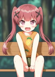 1girl :d bare_arms bare_shoulders blurry blurry_background blush bright_pupils collarbone commentary fang feet_out_of_frame green_shorts hair_ornament highres long_hair looking_at_viewer on_bench open_mouth orange_shirt outdoors pineapple_print print_shirt purple_eyes red_hair ruu_(tksymkw) shirt shorts skin_fang sleeveless sleeveless_shirt smile solo tanemura_koyori tree twintails watashi_ni_tenshi_ga_maiorita! x_hair_ornament