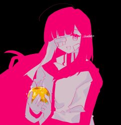 1girl :d apple black_background food fruit gauze gauze_over_eye golden_apple highres limbus_company limited_palette long_hair long_sleeves looking_at_viewer nantekottawo!! open_mouth pink_hair project_moon sidelocks simple_background smile solo upper_body very_long_hair white_background yuri_(project_moon)