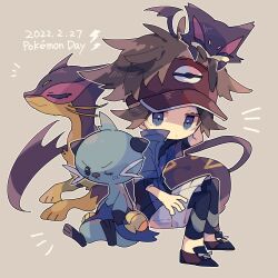 1boy arm_up black_pants black_shirt blue_eyes blue_jacket brown_background closed_mouth commentary_request dated dewott full_body gen_5_pokemon hat highres jacket liepard looking_at_viewer nate_(pokemon) nikorashi-ka nintendo pants poke_ball_print pokemon pokemon_(creature) pokemon_bw2 pokemon_day print_hat purrloin red_hat red_shoes shirt shoes short_sleeves shorts simple_background white_shorts