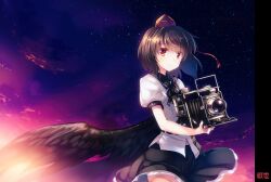 Rule 34 | 1girl, bellows camera, black collar, black hair, black skirt, black wings, camera, cloud, collar, feathered wings, frilled skirt, frills, hat, highres, holding, holding camera, purple clouds, red eyes, shameimaru aya, shirt, short hair, skirt, sky, smile, solo, star (sky), starry sky, sunset, tassel, tokiame, tokin hat, touhou, white shirt, wings