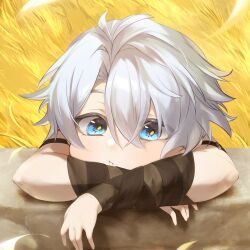 1boy aged_down antenna_hair arm_strap bandaged_arm bandages black_bandages blue_eyes child hashtag-only_commentary highres honkai:_star_rail honkai_(series) looking_at_viewer male_focus mangkkyung parted_bangs phainon_(honkai:_star_rail) short_hair solo wheat_field white_hair