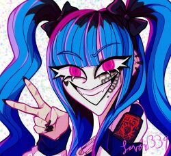 1girl amemiya_darumi black_bow black_hair black_nails blue_hair bow ear_piercing earrings face_piercing fingernails grin hair_bow heart highres jewelry lip_piercing looking_at_viewer makeup multicolored_hair nail_polish open_mouth piercing pink_eyes runny_makeup safety_pin simple_background smile teeth the_hundred_line_-last_defense_academy- twintails upper_body v white_background