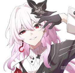Rule 34 | 1girl, absurdres, arm up, asiri senpai, black flower, black gloves, commentary, earrings, evernight (honkai: star rail), evil smile, flower, gloves, hair between eyes, hair flower, hair ornament, highres, honkai: star rail, honkai (series), jewelry, long hair, looking at viewer, pink hair, portrait, red eyes, simple background, single earring, smile, solo, twitter username, white background