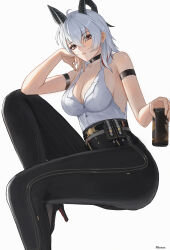 1girl absurdres arm_strap artist_name bare_shoulders black_choker black_horns black_pants breasts can choker collarbone commentary curled_horns drink_can english_commentary foot_out_of_frame hair_between_eyes high-waist_pants highres holding holding_can horns large_breasts long_hair looking_at_viewer mrrd5723 multicolored_hair pants parted_lips red_eyes shirt shirt_tucked_in simple_background solo streaked_hair tight_clothes tight_pants torn_clothes torn_shirt white_background white_shirt wuthering_waves zani_(wuthering_waves)