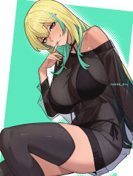 1girl absurdres artist_name black_thighhighs blonde_hair borrowed_character breasts brown_eyes cleavage dark-skinned_female dark_skin green_hair hair_ornament hairclip highres large_breasts long_hair looking_at_viewer mole mole_under_eye multicolored_hair nokaa_aru original parted_lips pink_nails solo thighhighs two-tone_hair x_hair_ornament