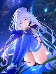 1girl absurdres azna bare_shoulders closed_mouth commentary_request crossed_arms genshin_impact hair_between_eyes hair_ornament highres long_hair looking_at_viewer night night_sky outdoors prosthesis red_eyes sitting skirk_(genshin_impact) sky solo star_(sky) starry_sky thighs twitter_username very_long_hair white_hair