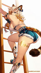 1girl animal_ear_fluff animal_ears aqua_eyes arm_strap ass belt blonde_hair blue_shorts breasts cat_ears cat_girl cat_tail climbing_ladder crop_top cutoffs from_behind genshin_impact highres jewelry large_breasts leopard_ears leopard_tail looking_back short_shorts shorts solo studded_belt tail tan thighlet thighs tomatolaccoon xilonen_(genshin_impact)