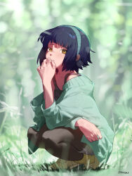 1girl alice_(raneblu) black_hair blurry blurry_background bokeh breasts cardigan depth_of_field freckles grass green_jacket grey_pants grey_shirt hairband hand_up highres jacket off_shoulder open_mouth original outdoors pants raneblu shirt shoes short_hair sidelocks small_breasts sneakers socks solo tank_top twitter_username yellow_eyes yellow_shoes yellow_socks