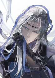1boy calcharo_(wuthering_waves) ciyuneh_lipas gloves grey_eyes head_tilt long_hair simple_background tacet_mark_(wuthering_waves) twitter_username white_background white_hair wuthering_waves