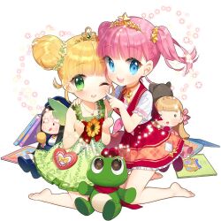 2girls akane_garnet aqua_eyes double_bun dress green_dress hair_bun multiple_girls pink_hair red_dress salt_(salty) sapphire_emerald sketchbook stuffed_toy tiara twintails uchi_no_hime-sama_ga_ichiban_kawaii