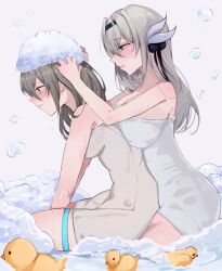 2girls absurdres arnkun bare_shoulders blush breasts brown_eyes firefly_(honkai:_star_rail) grey_background grey_hair highres honkai:_star_rail honkai_(series) large_breasts long_hair multiple_girls purple_eyes rubber_duck simple_background soap_bubbles stelle_(honkai:_star_rail) towel trailblazer_(honkai:_star_rail) washing_hair wet yuri