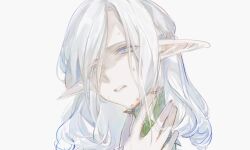 1boy absurdres blood blood_on_face blood_on_hands braid close-up dungeon_meshi elf gorget grey_eyes grey_hair half_up_braid hand_on_own_neck highres male_focus medium_hair mithrun mithrun_(young) pain parted_lips partially_shaded_face pointy_ears simple_background solo sweatdrop uan_kolerate wavy_hair white_background wince