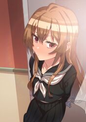 1girl against_wall aisaka_taiga erere long_hair looking_at_viewer orange_eyes orange_hair school_uniform shadow solo sunlight toradora!