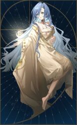 1girl 37_(reverse:1999) absurdres ancient_greek_clothes anklet bare_shoulders barefoot blue_background blue_eyes blue_hair floating fmttm42 full_body gold_choker golden_spiral greco-roman_clothes hair_between_eyes hand_up highres jewelry long_hair looking_to_the_side parted_lips reverse:1999 solo sunburst sunburst_background toga triangle very_long_hair