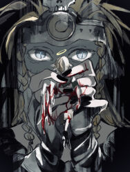 2boys aztec blonde_hair blood blood_on_hands blue_eyes daybit_sem_void fate/grand_order fate_(series) halo highres looking_ahead multiple_boys slit_pupils ss5yzumizumi1 tezcatlipoca_(fate) tezcatlipoca_(third_ascension)_(fate)