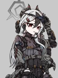 1girl black_hair black_thighhighs blue_archive breasts covered_navel demon_girl demon_horns grey_background grey_halo hair_between_eyes halo highres horns kayoko_(blue_archive) long_hair looking_at_viewer military military_operator multicolored_hair simple_background small_breasts thighhighs thighs two-tone_hair white_hair yukiyuki_(yukiyukimac4260)