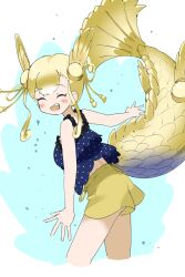 1girl bare_arms bare_legs bare_shoulders black_trim blonde_hair blue_shirt closed_eyes fang fins fish_girl fish_tail frilled_shirt frills hair_between_eyes head_fins highres iwa_(iwafish) kemono_friends kemono_friends_3 kinshachi_(kemono_friends) official_alternate_costume open_mouth polka_dot polka_dot_shirt scales shirt short_hair short_hair_with_long_locks short_shorts shorts sidelocks smile solo spaghetti_strap tail two-tone_shirt white_shirt yellow_shorts