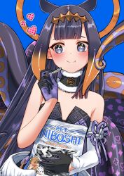 1girl :t animal bag black_collar black_dress black_gloves blue_background blush center-flap_bangs collar commentary detached_sleeves diamond_hairband dress eating english_commentary feathered_wings fish fur-trimmed_collar fur_trim gloves gradient_hair hairband halo heart highres holding holding_animal holding_bag holding_fish hololive long_hair looking_to_the_side low_wings mole mole_under_eye multicolored_hair ninomae_ina&#039;nis ninomae_ina&#039;nis_(1st_costume) oji_(nyantyu081) orange_hair orange_hairband pet_food purple_gloves purple_hair sardine simple_background single_detached_sleeve solo sparkling_eyes strapless strapless_dress tentacles traditional_halo tube_dress two-tone_gloves upper_body virtual_youtuber white_sleeves white_wings wings