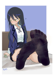 1girl absurdres aomoro black_hair black_socks blush feet gundam gundam_gquuuuuux highres long_hair looking_to_the_side nyaan_(gundam_gquuuuuux) socks soles steam toes yellow_eyes
