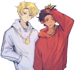 2boys animification bad_id bad_lofter_id blonde_hair blue_eyes brown_hair dark-skinned_male dark_skin green_eyes heterochromia highres hood hoodie jewelry leaf male_focus minecraft_youtube multiple_boys necklace orange_eyes punz red_hoodie short_hair simple_background tapl upper_body vindalien white_background white_hoodie