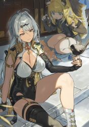 2girls ahoge animal_ear_fluff animal_ears arm_support asymmetrical_gloves black_unitard breasts cleavage closed_mouth elbow_gloves fingerless_gloves gloves green_eyes hashibiro_kou_(garapiko_p) high-waist_shorts highres jacket ju_fufu large_breasts multiple_girls shorts single_elbow_glove single_hair_intake single_thighhigh sitting squatting tail tail_ornament thigh_strap thighhighs tiger_ears tiger_girl tiger_tail uneven_gloves yellow_eyes yellow_jacket yin_yang_pin yixuan_(zenless_zone_zero) zenless_zone_zero