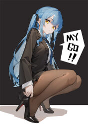 1girl azusa_hina bang_dream! bang_dream!_it&#039;s_mygo!!!!! black_background black_jacket black_ribbon black_shoes black_skirt blue_hair blue_necktie brown_pantyhose collared_shirt commentary_request hair_ribbon high_heels jacket long_hair looking_at_viewer necktie office_lady pantyhose ribbon shirt shoes skirt solo squatting togawa_sakiko white_shirt yellow_eyes