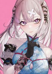 1girl ahoge blue_dress blush breasts cleavage cleavage_cutout clothing_cutout dress floral_print_dress grey_hair gurumyuu hair_ornament halter_dress halterneck highres large_breasts long_hair looking_at_viewer mandarin_collar multicolored_eyes nijisanji pink_eyes print_dress ribbon shanghai_neckline simple_background smile solo sukoya_kana sukoya_kana_(8th_costume) two-tone_eyes virtual_youtuber x x_hair_ornament