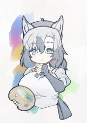 1girl apron beret black_hat blue_bow blue_bowtie blue_eyes blue_shirt blush bow bowtie elbow_gloves fingerless_gloves gloves grey_gloves grey_hair hair_between_eyes hat highres kemo24vv kemono_friends kemono_friends_3 looking_at_viewer multicolored_hair paint_palette paintbrush ponytail shirt short_hair short_sleeves sidelocks solo t-shirt tarpan_(kemono_friends) upper_body white_apron white_hair