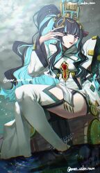 aztec bird black_hair blue_hair colored_inner_hair fate/grand_order fate_(series) grey_eyes headdress high_ponytail highres hummingbird mat_uskr_tam multicolored_hair ponytail smile tenochtitlan_(fate) tenochtitlan_(third_ascension)_(fate) thighs two-tone_hair water wavy_hair