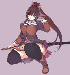 1girl black_thighhighs blush boots bow brown_boots brown_eyes brown_hair brown_shirt brown_skirt closed_mouth full_body grey_background hair_bow hand_up highres holding holding_sword holding_weapon katana long_sleeves looking_at_viewer mil_(xration) miniskirt mitsurugi_ryouko pleated_skirt ponytail real_bout_high_school sailor_collar school_uniform serafuku shirt simple_background skirt smile solo sword thighhighs weapon white_sailor_collar yellow_bow