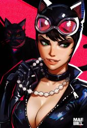 1girl animal animal_ears artist_name batman_(series) black_background black_bodysuit black_cat black_collar black_hair bodysuit breasts cat cat_ears catwoman catwoman_costume_(2002) cleavage collar dc_comics goggles goggles_on_head green_eyes grin highres holding jewelry large_breasts lips looking_to_the_side maebiel necklace pearl_necklace red_background selina_kyle sideways_glance smile solo two-tone_background upper_body zipper_pull_tab