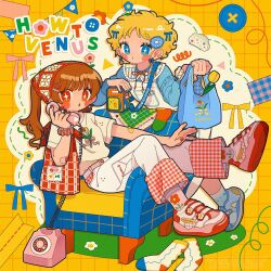+_+ 2girls :o antique_phone bag bandaid bandaid_on_arm blonde_hair blue_eyes blue_nails blue_ribbon blue_shirt blue_shoes brown_hair commentary corded_phone flower grid_background hair_ribbon highres holding holding_bag holding_phone itousa long_hair long_sleeves looking_at_viewer multiple_girls nail_polish original pants parted_lips phone pink_shoes pink_socks red_eyes red_nails red_scrunchie ribbon rotary_phone scrunchie shirt shoes short_hair short_sleeves shoulder_bag sitting socks symbol-only_commentary tulip unworn_socks white_pants white_shirt white_socks wrist_scrunchie yellow_background yellow_flower yellow_tulip