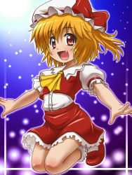 1girl ascot awa blonde_hair blush bobby_socks fang female_focus flandre_scarlet hat open_mouth red_eyes short_hair side_ponytail skirt skirt_set smile socks solo touhou wings