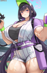1girl abs_peek artist_name backpack bag baseball_cap baseball_jersey belt black_hair black_sports_bra blue_archive blue_sky breasts cleavage commentary commission cowboy_shot cromwellb cup cup_holder cup_stack curvy english_commentary hair_ornament hair_scrunchie halo hands_up hat highres holding holding_cup jersey large_breasts light_blush long_hair looking_at_viewer low_twintails muscular muscular_female nozzle official_alternate_costume official_alternate_hairstyle outdoors pixiv_commission purple_belt purple_eyes purple_halo purple_scrunchie scrunchie shirt short_sleeves shorts sky solo sports_bra striped_clothes striped_shirt striped_shorts sumire_(blue_archive) sumire_(part-time)_(blue_archive) sweat thick_thighs thighs twintails twitter_username vertical-striped_clothes vertical-striped_shirt vertical-striped_shorts very_long_hair white_jersey white_shirt