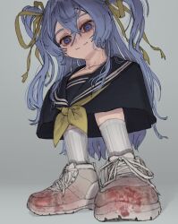 1girl absurdres black_sailor_collar black_shirt blood_on_shoes blue_eyes blue_hair blush crossed_bangs hair_ribbon highres long_hair looking_at_viewer original red_eyes ribbon ringed_eyes sailor_collar shirt shoes sidelocks smile sneakers socks solo two_side_up upper_body wass_nonnam wavy_hair white_shoes white_socks yellow_ribbon