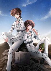 2boys black_hair bodysuit brown_hair code_geass kururugi_suzaku lelouch_vi_britannia multiple_boys white_bodysuit