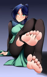 1girl absurdres barefoot blue_hair braid dark_blue_hair feet green_eyes highres long_hair looking_at_viewer scissor_seven smile soles stirrup_legwear thirteen_(scissor_seven) toeless_legwear toes
