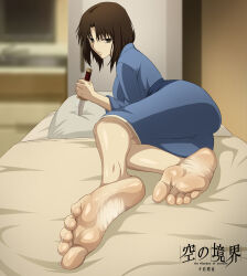 1girl ass barefoot bed blue_kimono brown_eyes brown_hair feet foot_croft foot_focus foreshortening japanese_clothes kimono knife lying on_side pillow ryougi_shiki short_hair soles solo toes