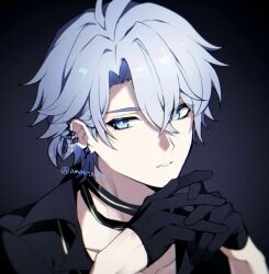1boy amata_(amaxtamax) antenna_hair black_choker black_gloves black_shirt blue_eyes choker collared_shirt commentary earclip gloves half_gloves honkai:_star_rail honkai_(series) looking_to_the_side male_focus official_alternate_costume parted_bangs parted_lips phainon_(fashion)_(honkai:_star_rail) phainon_(honkai:_star_rail) ponytail shirt short_hair solo symbol-only_commentary twitter_username white_hair