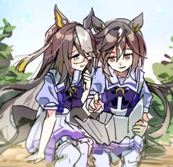 2girls animal_ears blonde_hair blue_eyes blue_sky bow bowtie brown_eyes brown_hair commentary_request dream_journey_(umamusume) ear_ornament feet_out_of_frame glasses hand_up highres holding holding_map horse_ears horse_girl long_hair map multicolored_hair multiple_girls outdoors parted_lips pleated_skirt pointing_at_object puffy_short_sleeves puffy_sleeves purple_bow purple_bowtie purple_shirt sailor_collar sailor_shirt school_uniform shirt short_sleeves side-by-side sitting skirt sky smile stay_gold_(umamusume) streaked_hair summer_uniform thighhighs tracen_school_uniform umamusume white_hair white_sailor_collar white_skirt white_thighhighs yoshiaki_(yosiaki_ml)